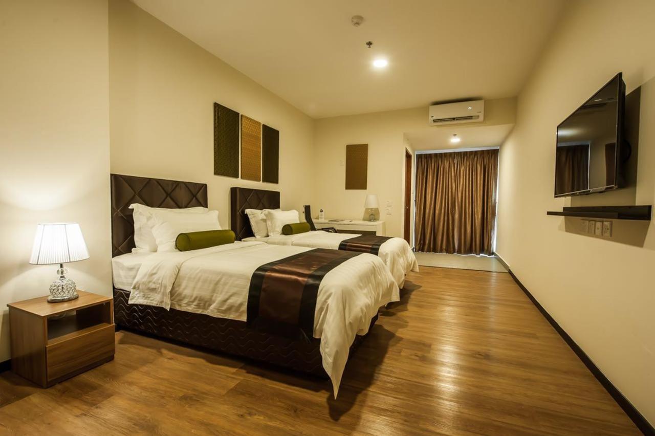 Aman Hills Hotel Kampong Timbunan Exterior foto