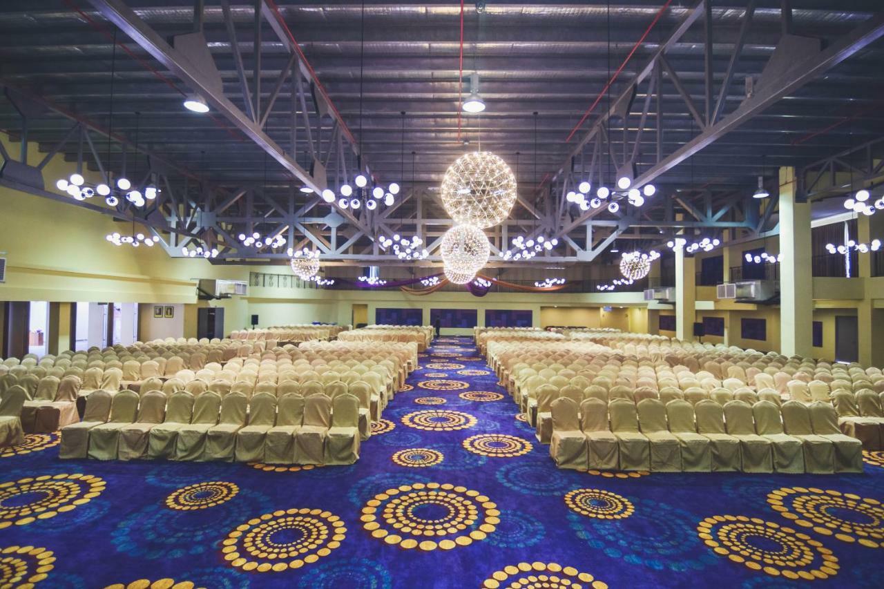Aman Hills Hotel Kampong Timbunan Exterior foto